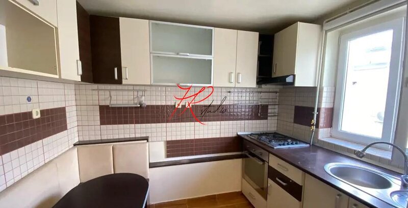 Ferdinand, vanzare apartament 2 camere, cu centrala